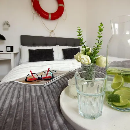 Ferienglueck 300 M Apartment *