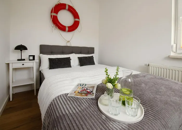 Ferienglueck 300 M * Ostseebad Nienhagen